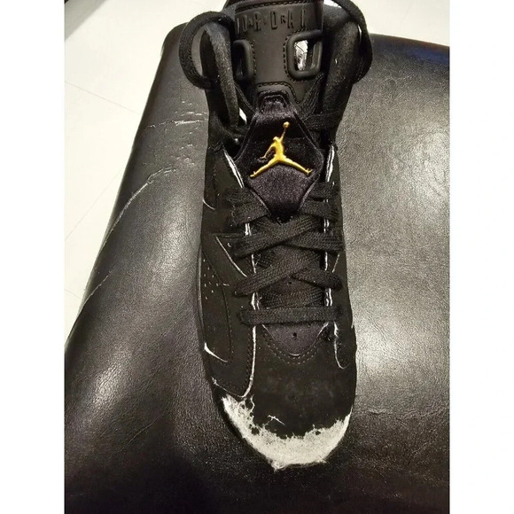 Nike Air Jordan 6 Retro DMP Black/Gold Youth Size 7 - Major Flaw - See Pics - Picture 3 of 16